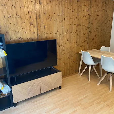 Cozy For 4 People Lägenhet Veysonnaz
